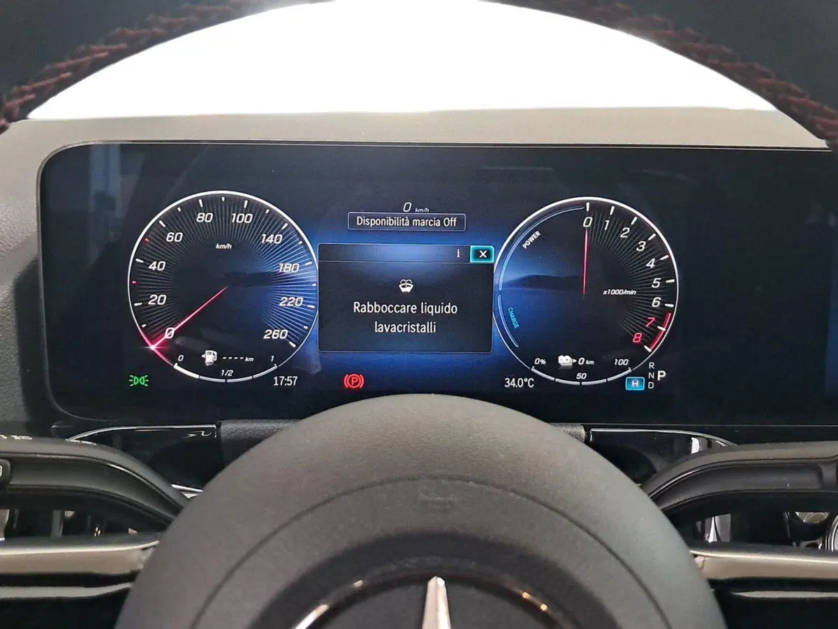 Mercedes-Benz GLA SUV usata a Rimini (8)