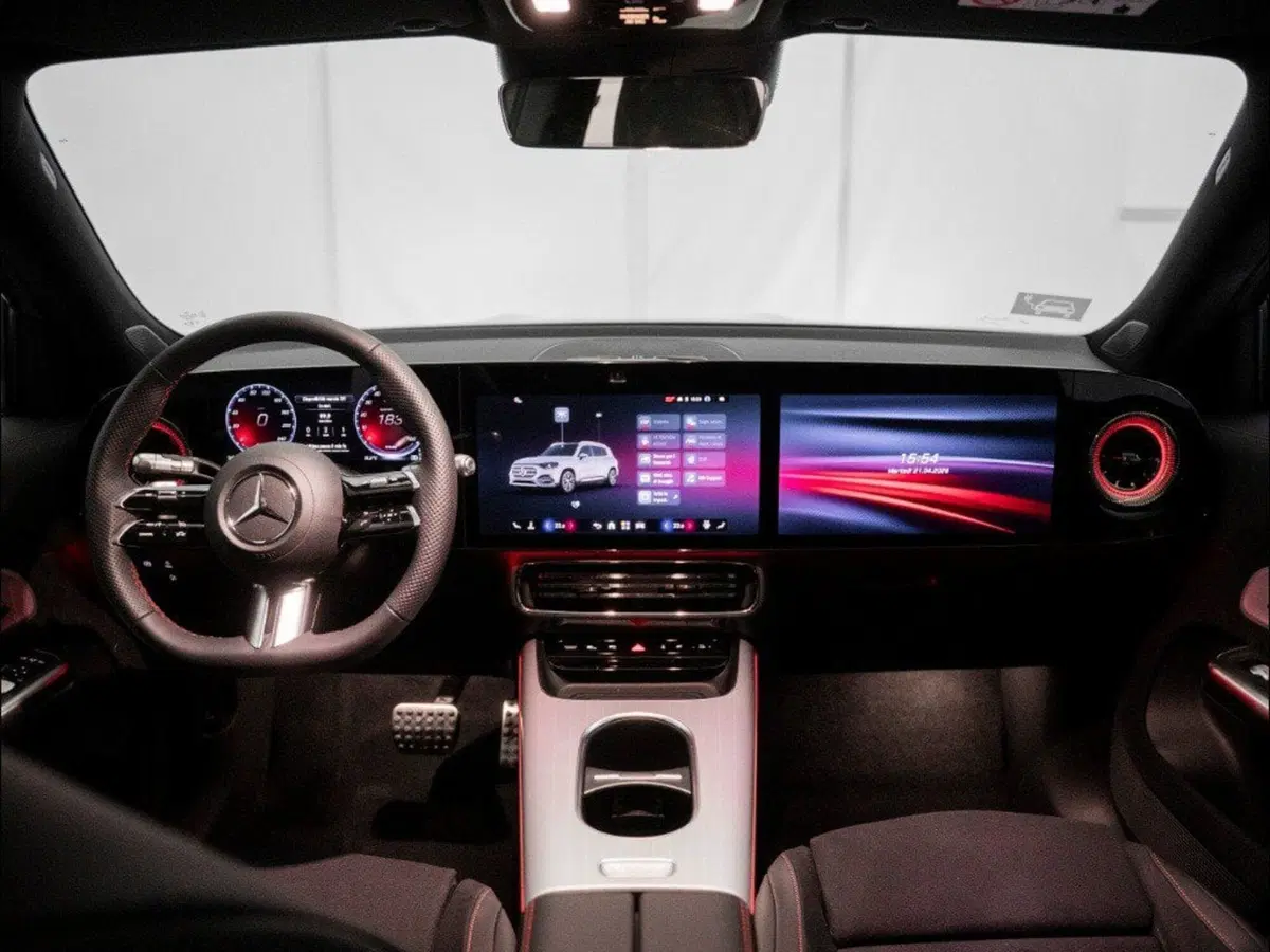 Mercedes-Benz GLB nuova a Macerata (17)
