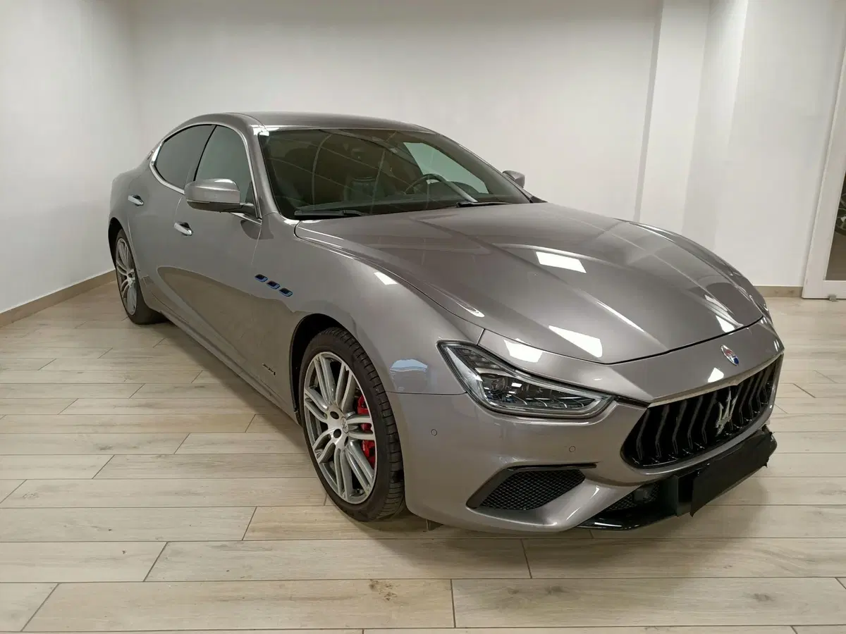 Maserati Ghibli usata a Torino (3)