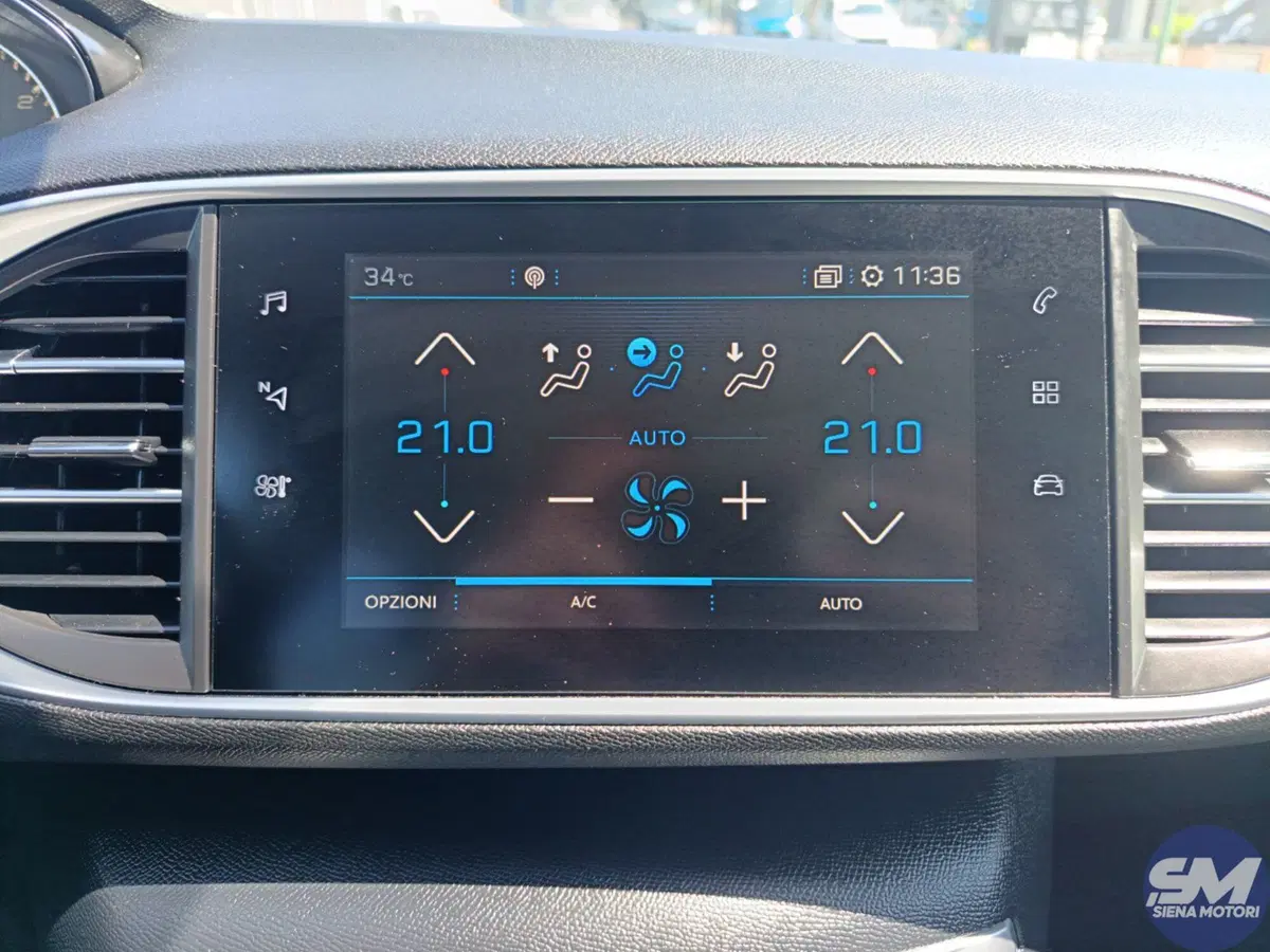 Peugeot 308 SW usata a Siena (13)