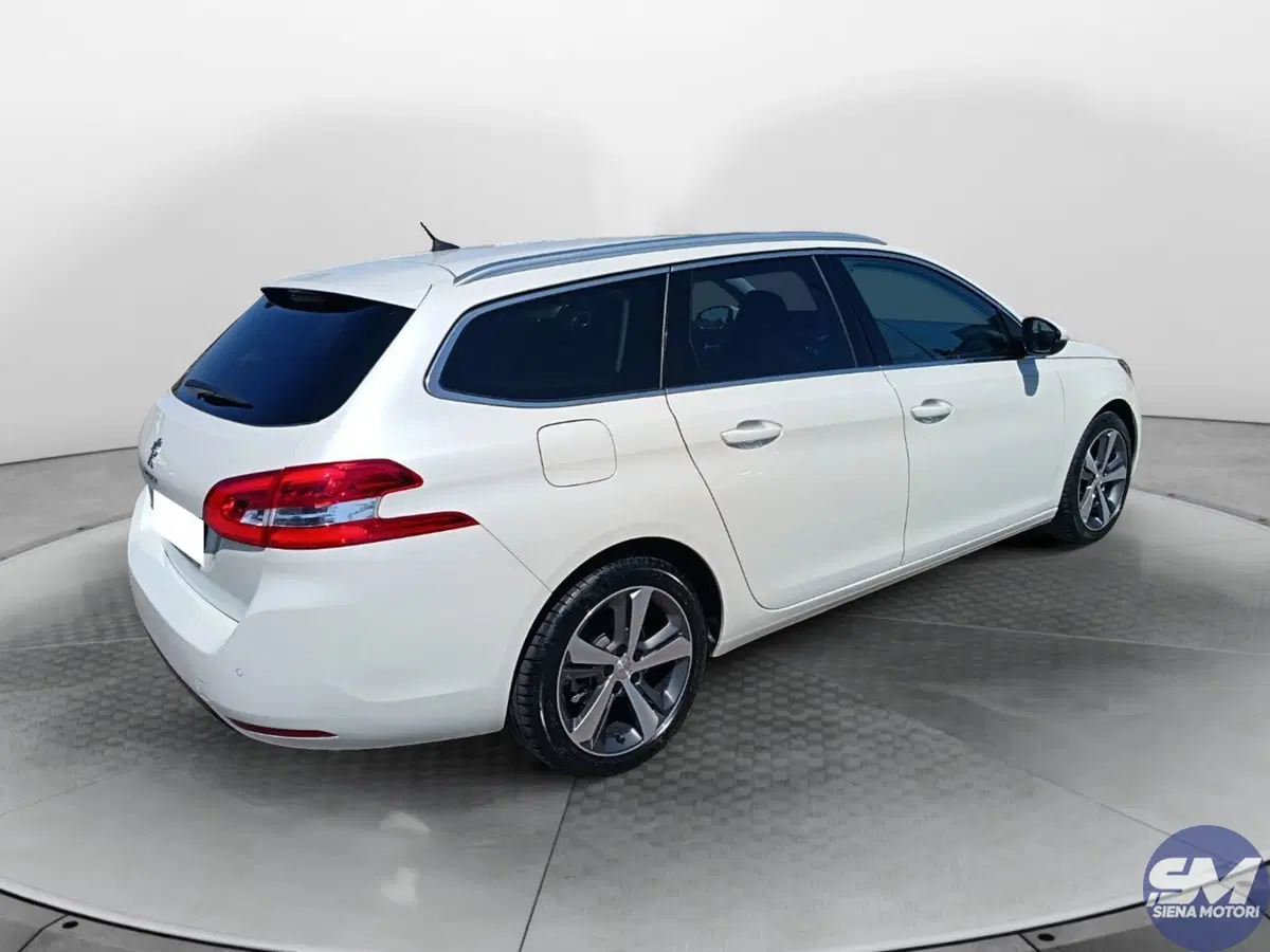 Peugeot 308 SW usata a Siena (4)