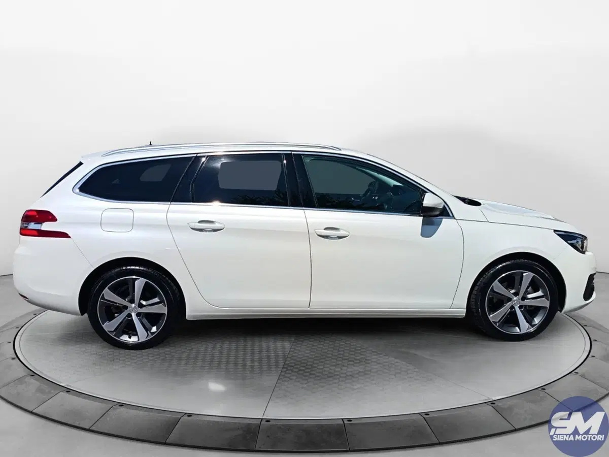 Peugeot 308 SW usata a Siena (5)