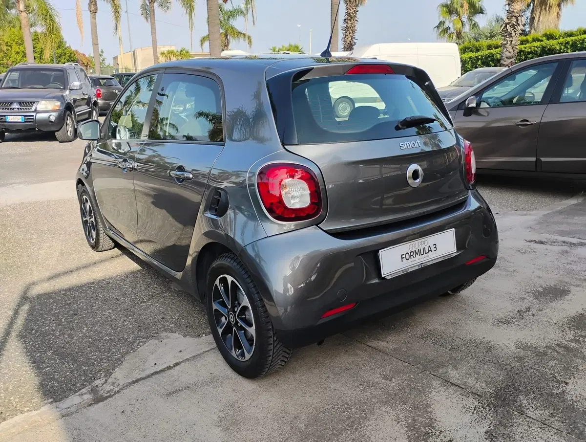 smart forfour usata a Messina (4)