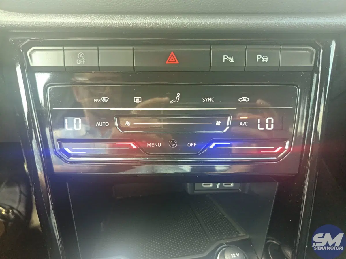 Volkswagen T-Roc usata a Siena (12)