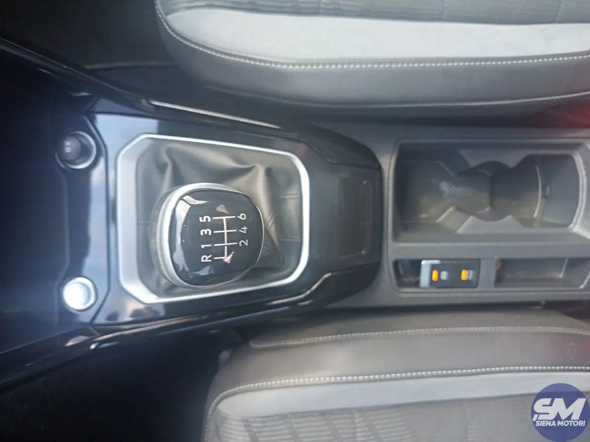 Volkswagen T-Roc usata a Siena (13)