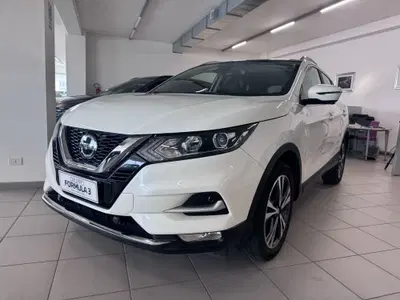 Nissan Qashqai 1.2 DIG-T Acenta del 2018 usata a Messina