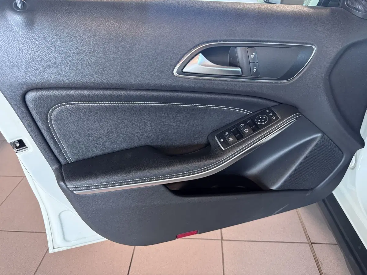Mercedes-Benz GLA SUV usata a Messina (6)