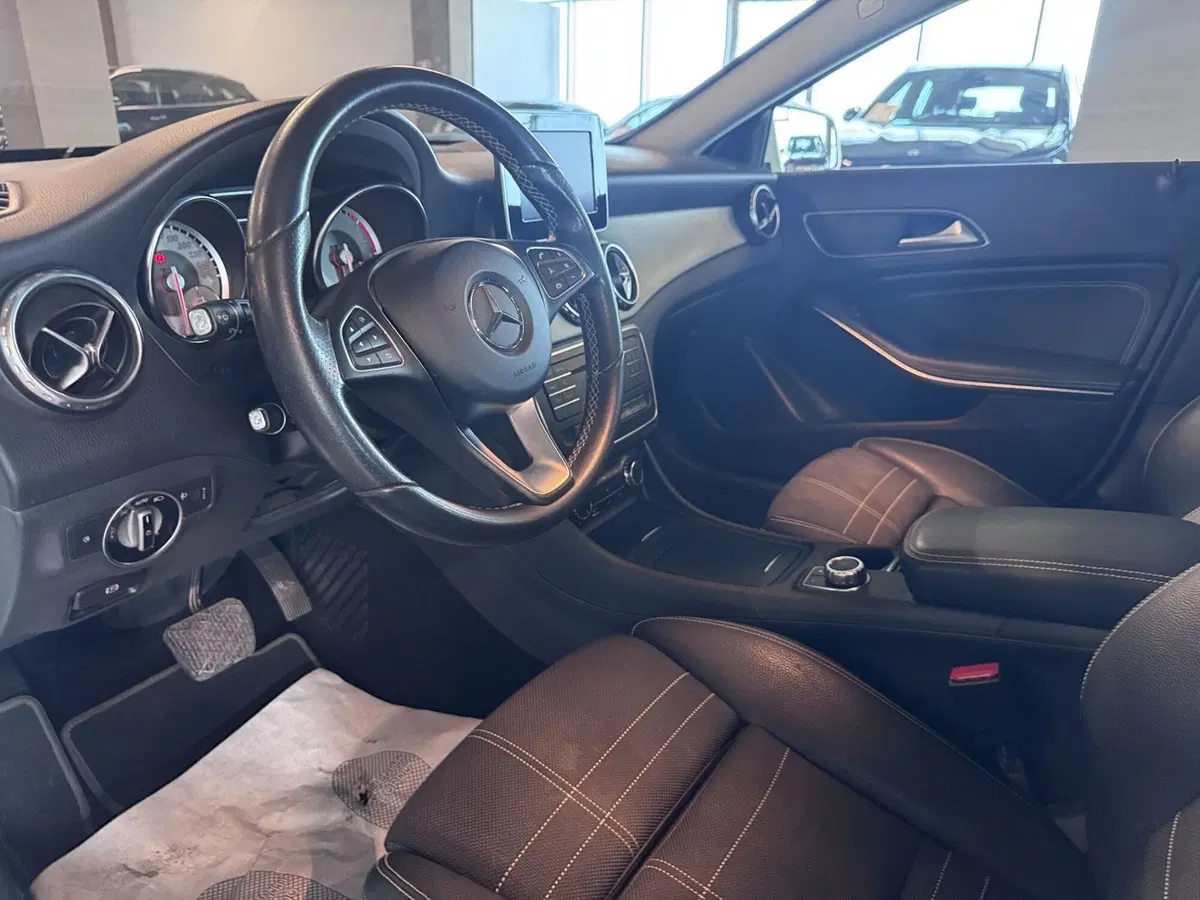 Mercedes-Benz GLA SUV usata a Messina (7)