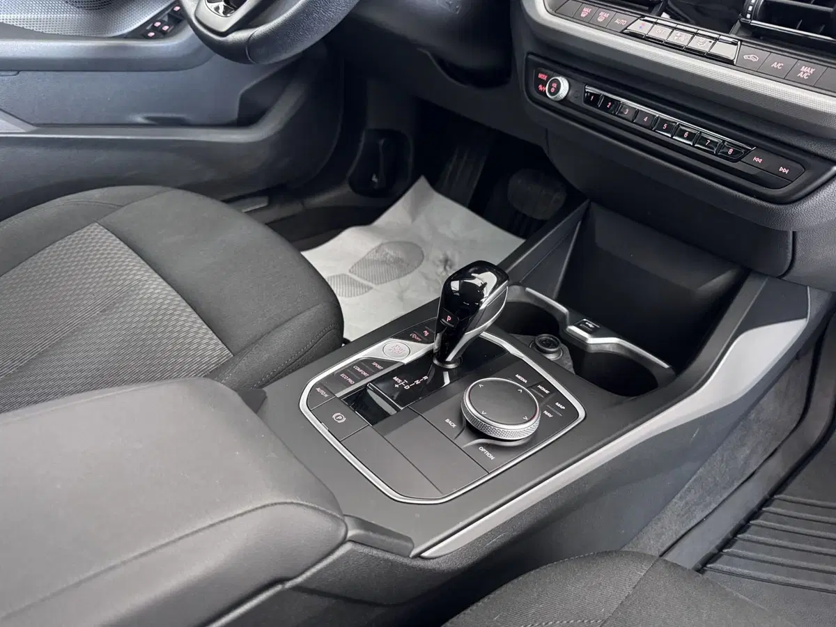 BMW Serie 1 5p. usata a Messina (13)