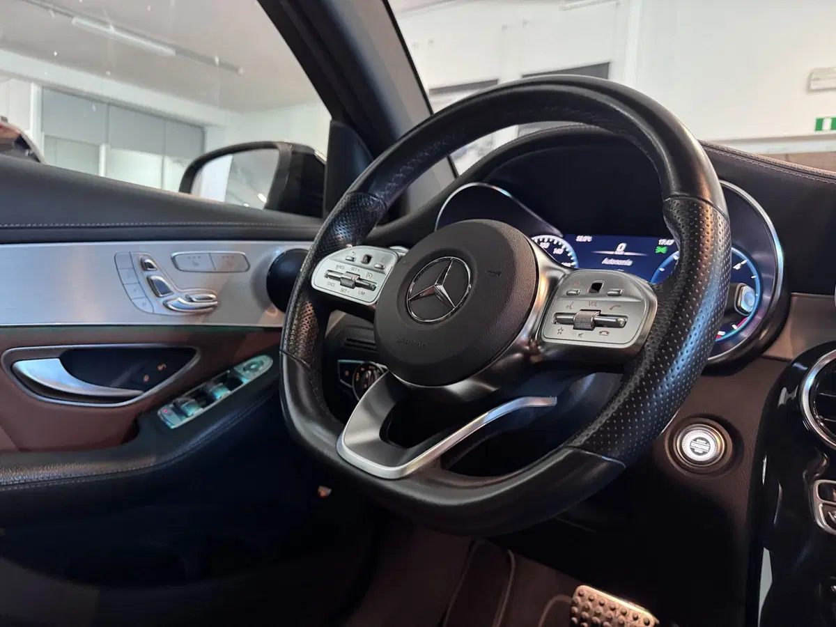 Mercedes-Benz GLC Coupé usata a Messina (15)