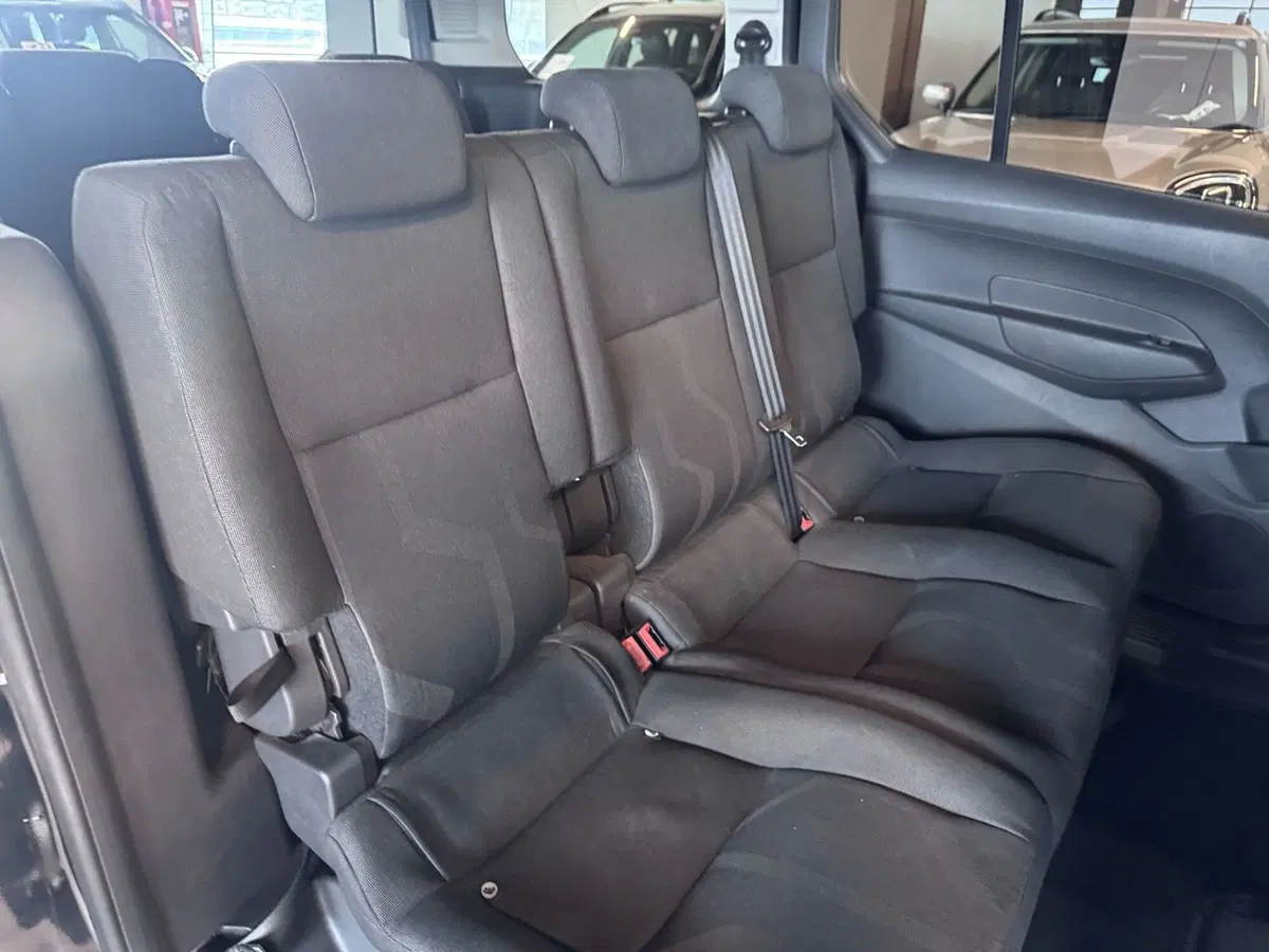 Ford Tourneo Connect usata a Messina (11)