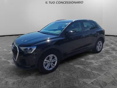 Audi Q3 35 TDI quattro S tronic Business del 2022 usata a Pordenone
