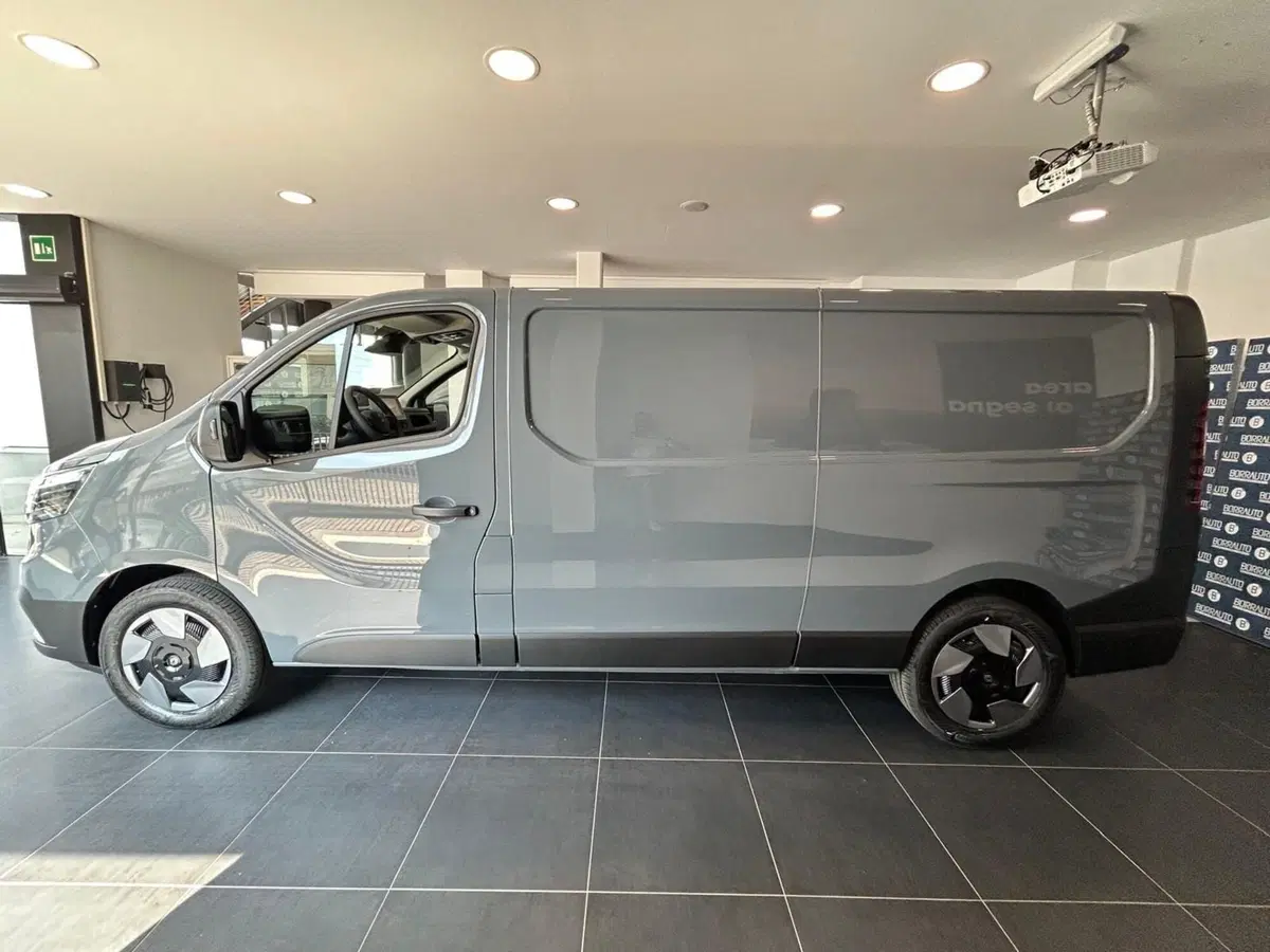Renault Trafic Furgone nuova a Treviso (3)