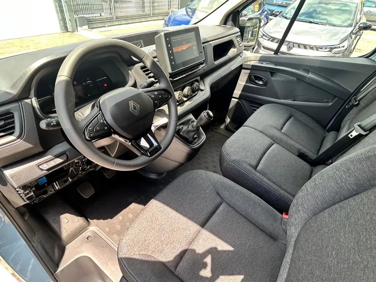 Renault Trafic Furgone nuova a Treviso (14)