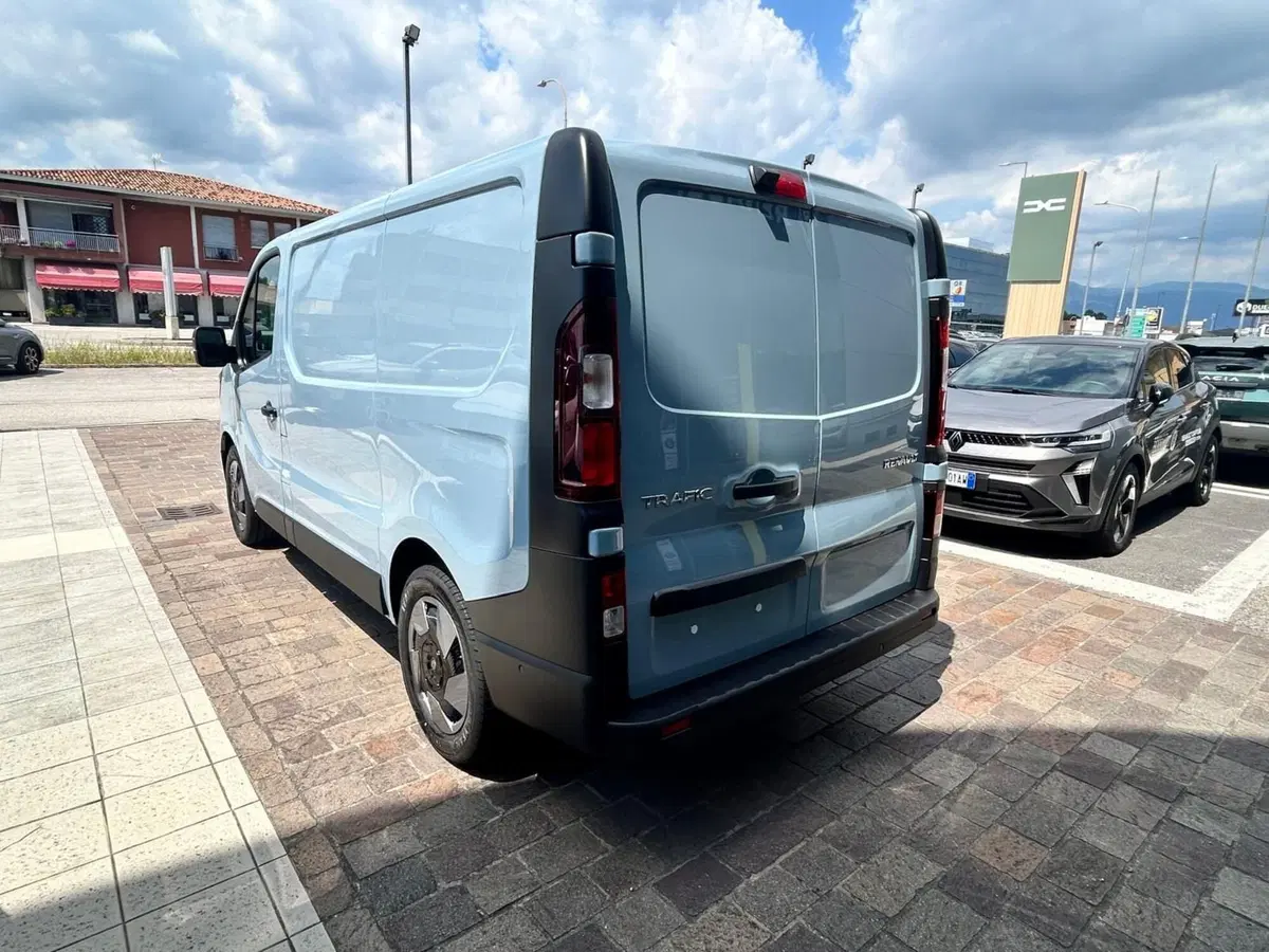 Renault Trafic Furgone nuova a Treviso (4)