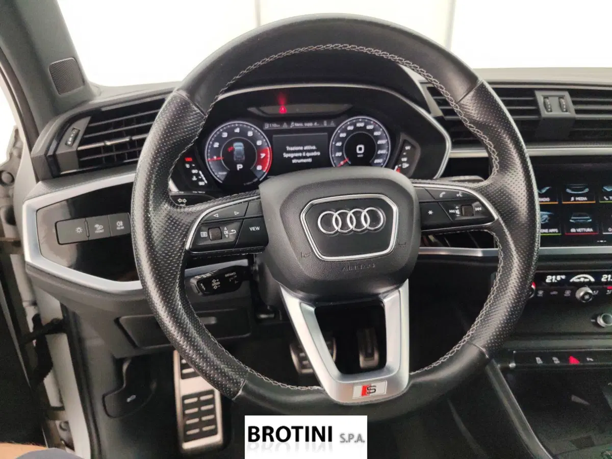 Audi Q3 Sportback usata a Massa-Carrara (14)