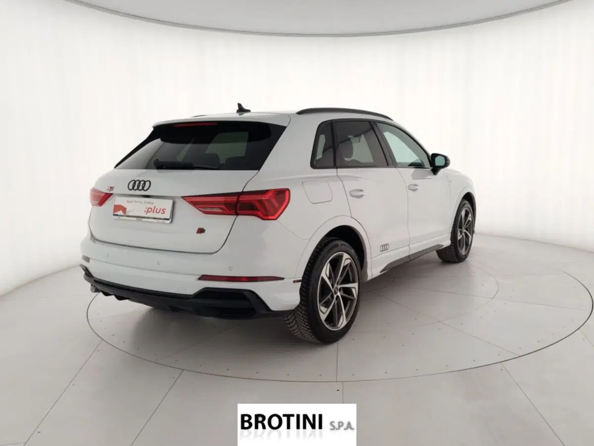Audi Q3 Sportback usata a Massa-Carrara (3)