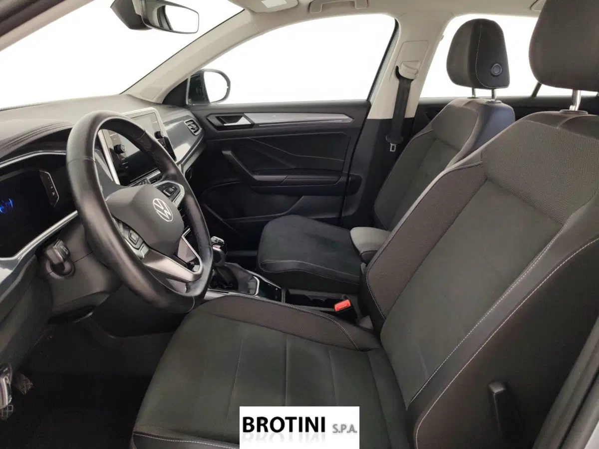 Volkswagen T-Roc usata a Massa-Carrara (7)