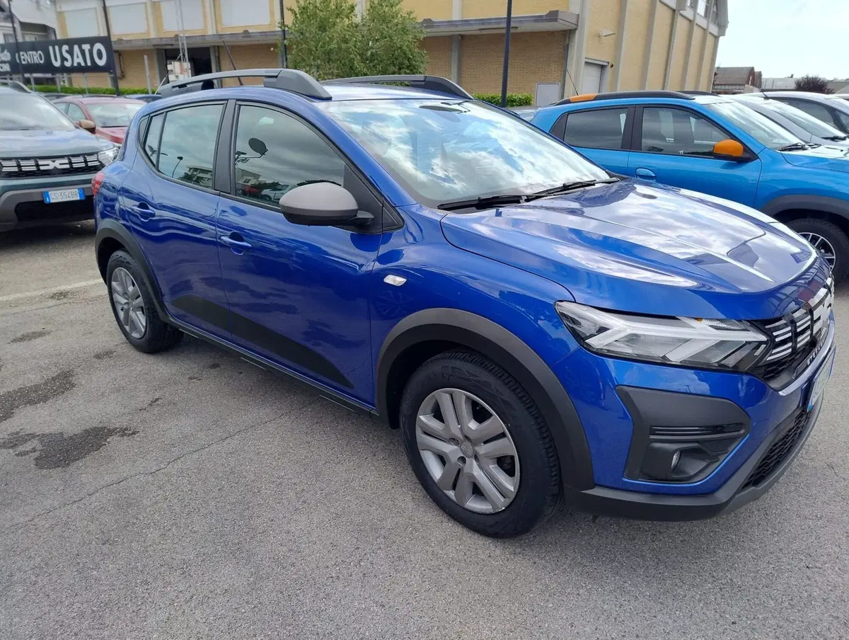 Dacia Sandero usata a Rimini (2)
