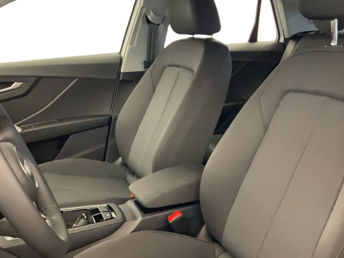 Audi Q2 usata a Napoli (7)