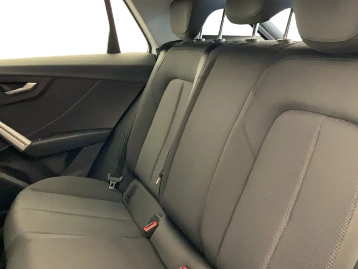 Audi Q2 usata a Napoli (8)