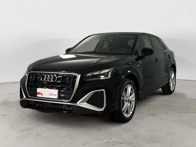 Audi Q2 35 1.5 tfsi S line edition s-tronic del 2025 usata a Torre Annunziata