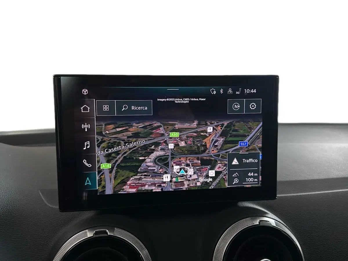 Audi Q2 usata a Napoli (14)