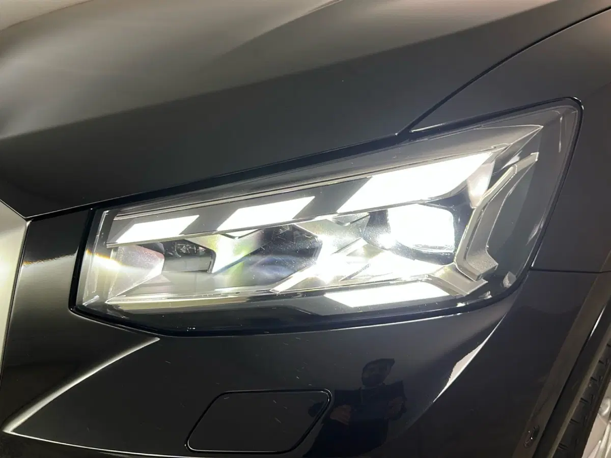 Audi Q2 usata a Napoli (20)