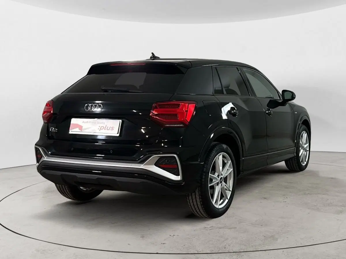 Audi Q2 usata a Napoli (4)