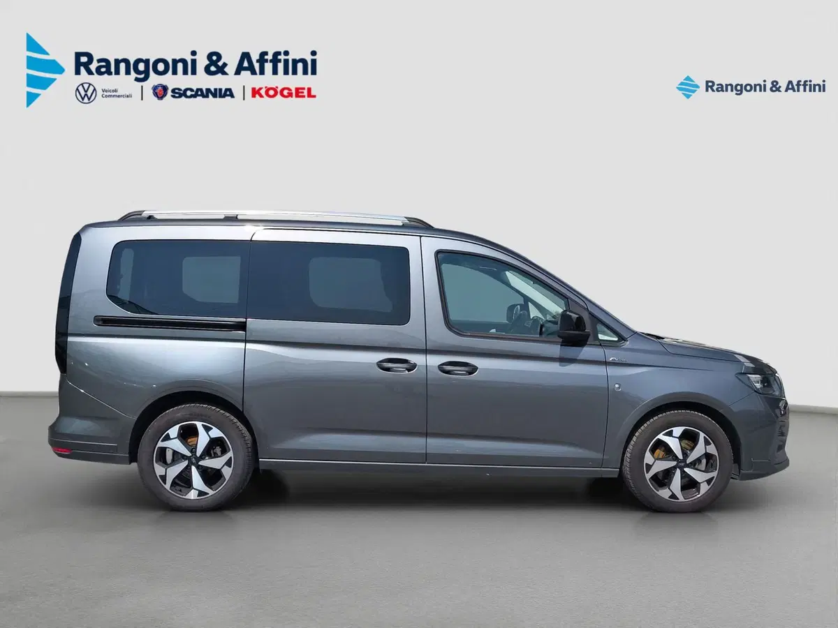 Ford Tourneo Connect usata a Brescia (7)