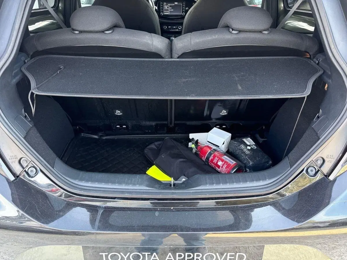 Toyota Aygo X usata a Palermo (6)