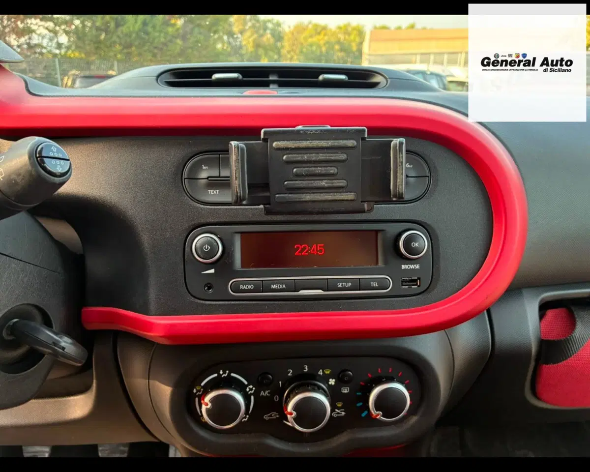 Renault Twingo usata a Lucca (10)