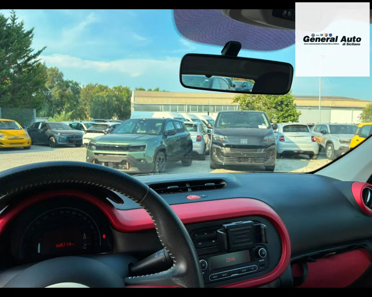 Renault Twingo usata a Lucca (11)