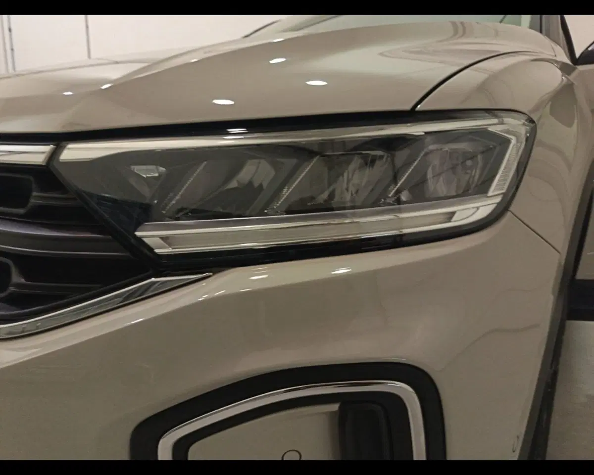Volkswagen T-Roc usata a Caserta (10)