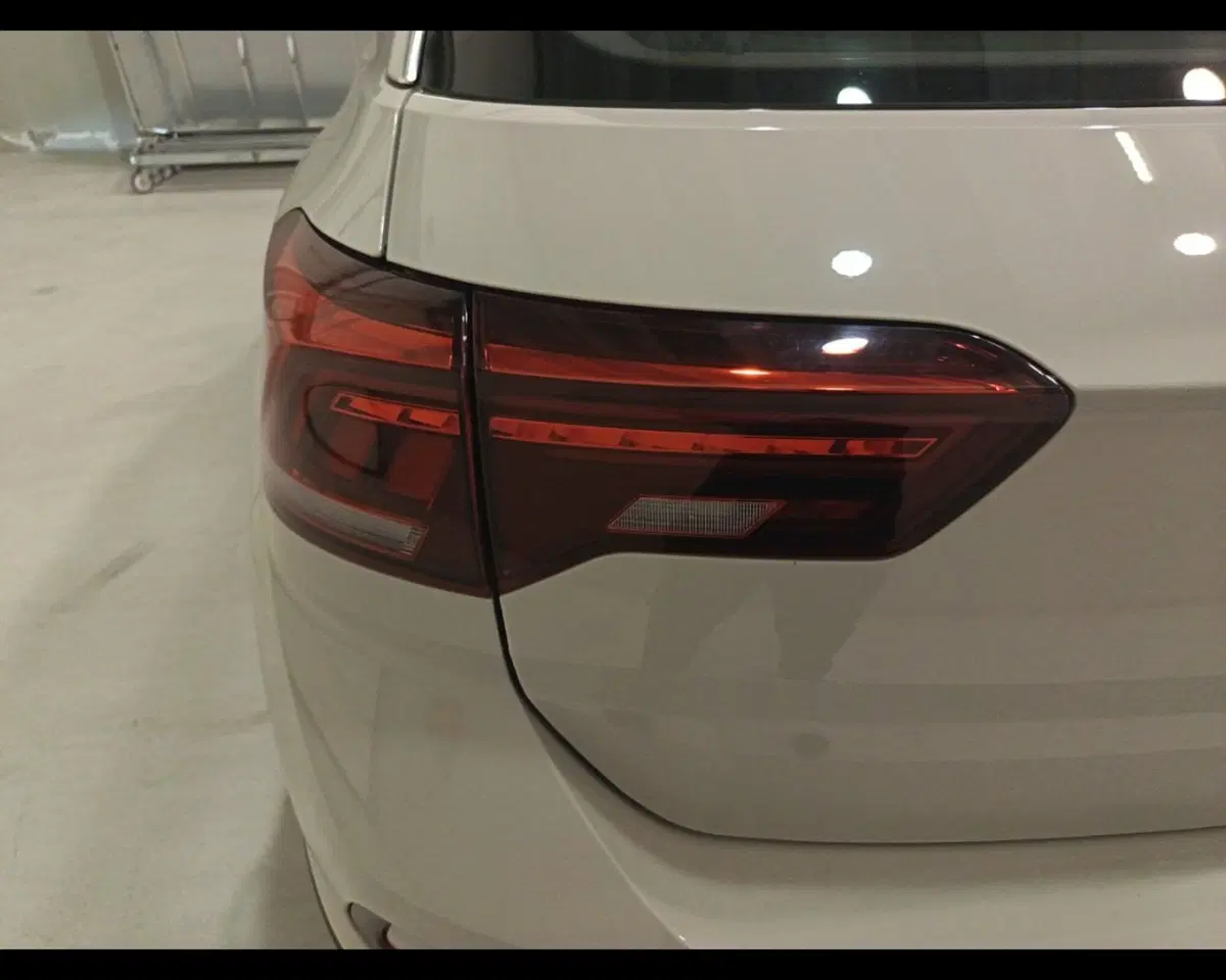 Volkswagen T-Roc usata a Caserta (11)