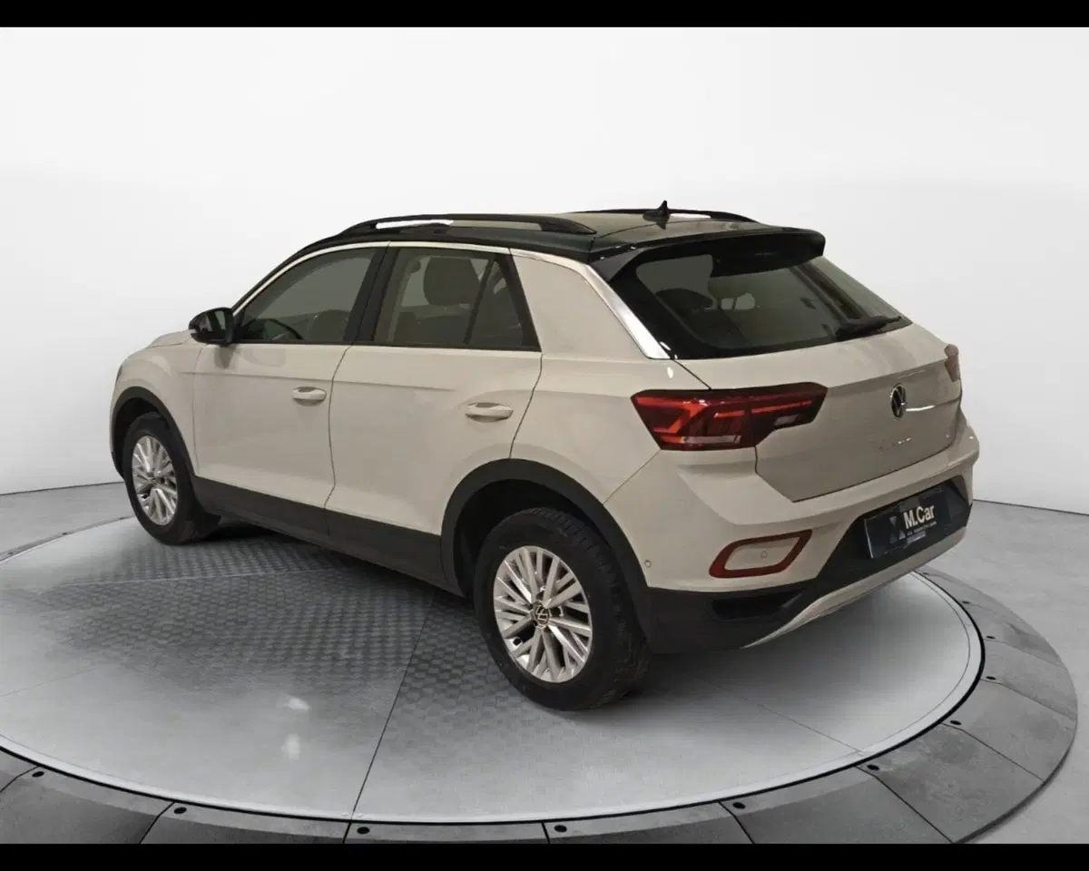 Volkswagen T-Roc usata a Caserta (7)