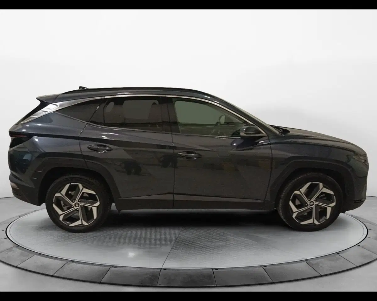 Hyundai Tucson usata a Caserta (4)