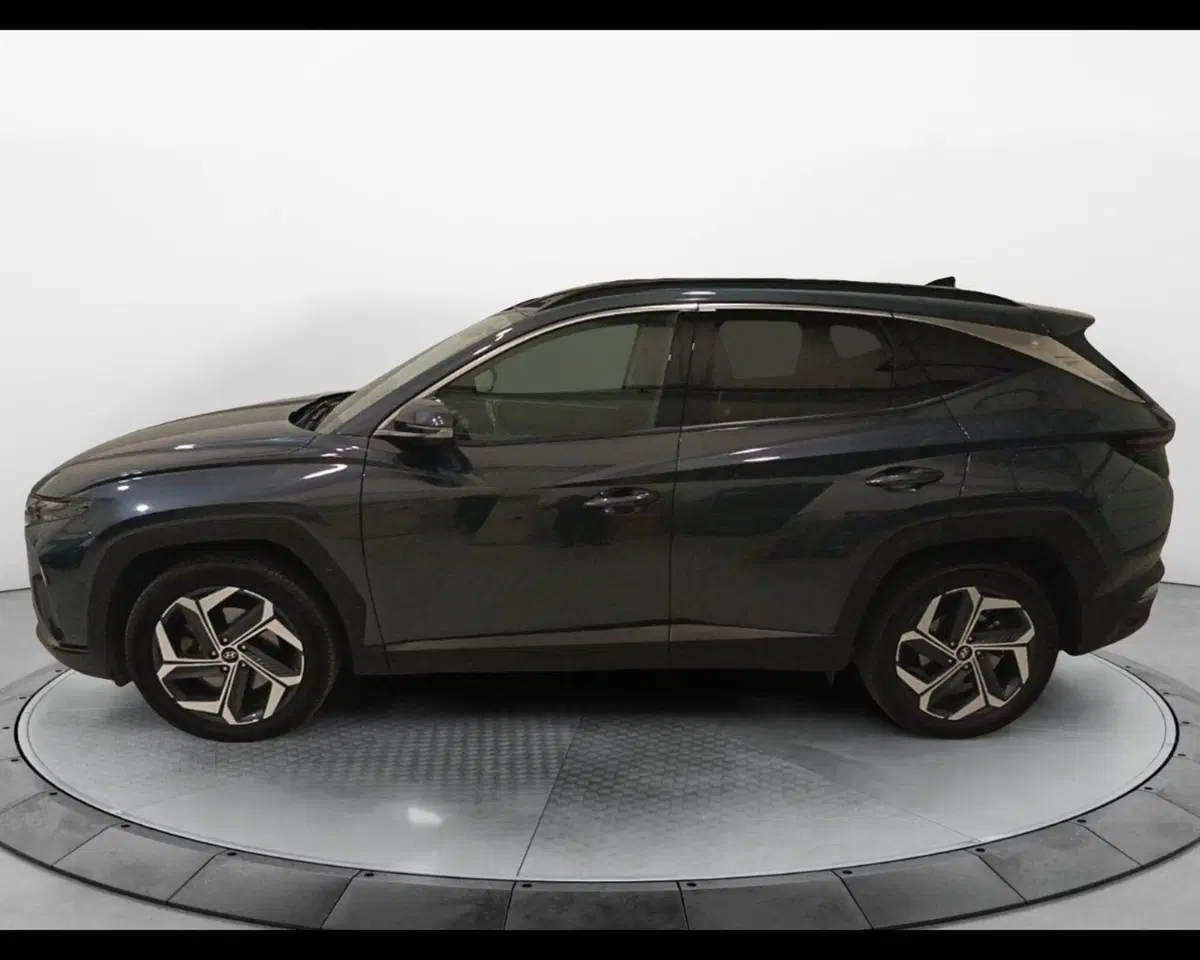 Hyundai Tucson usata a Caserta (8)