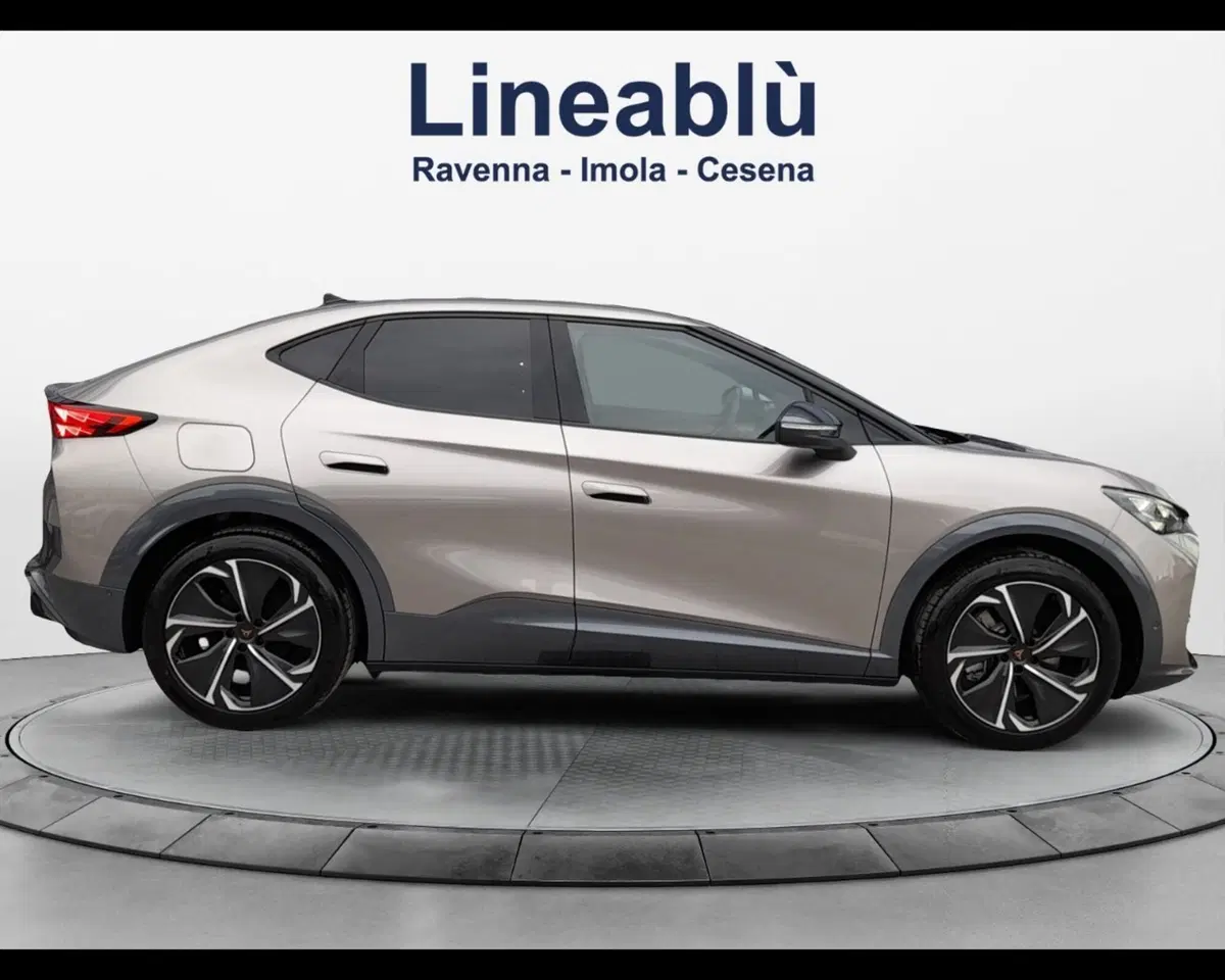 Cupra Tavascan nuova a Ravenna (6)