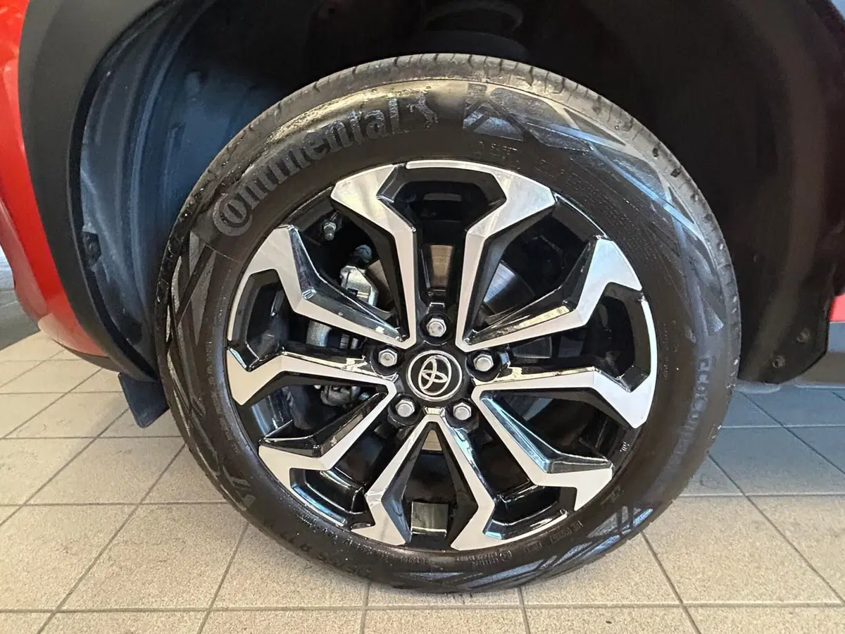 Toyota Yaris Cross usata a Bergamo (12)