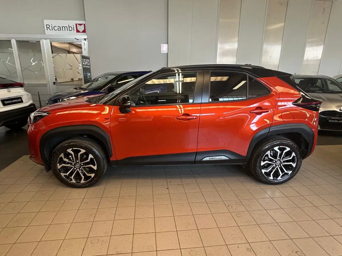 Toyota Yaris Cross usata a Bergamo (3)