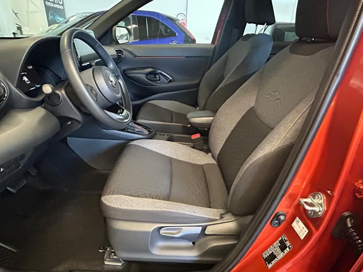 Toyota Yaris Cross usata a Bergamo (5)