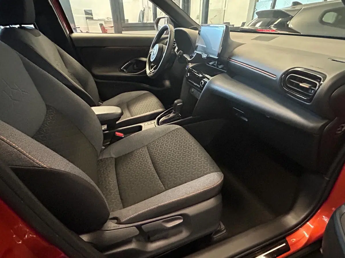 Toyota Yaris Cross usata a Bergamo (7)