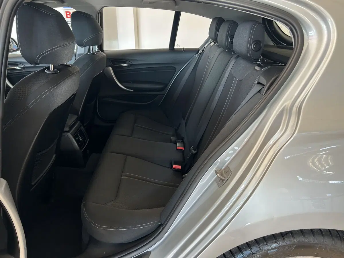 BMW Serie 1 3p. usata a Bari (9)