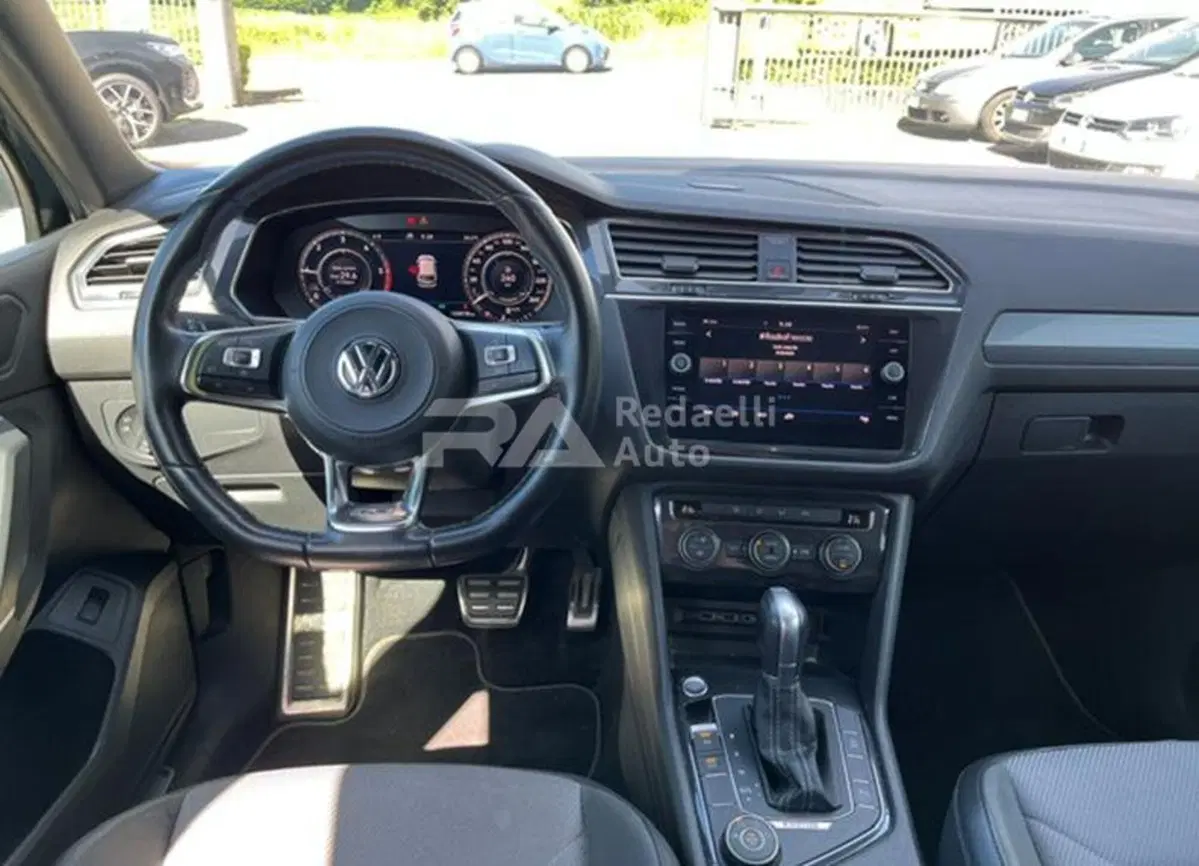 Volkswagen Tiguan usata a Lecco (8)