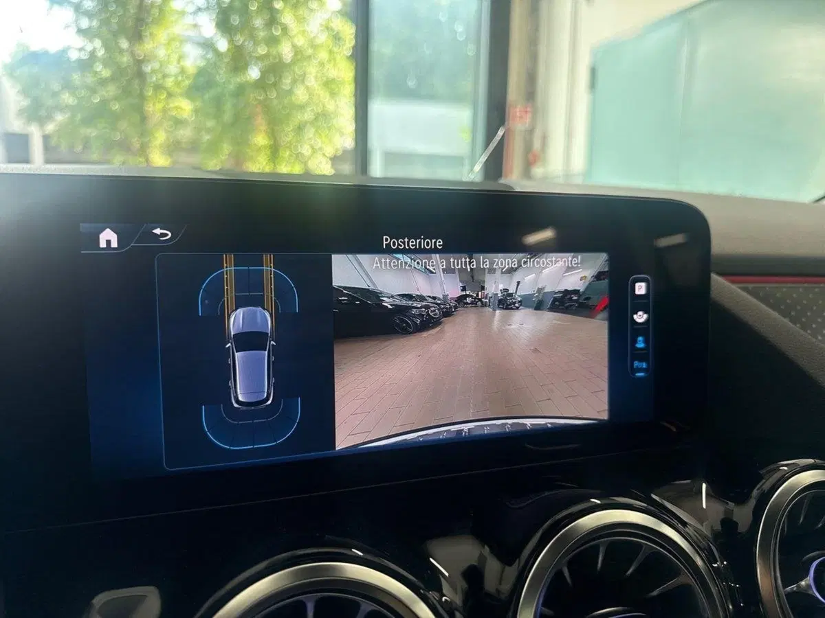 Mercedes-Benz GLA SUV usata a Prato (19)