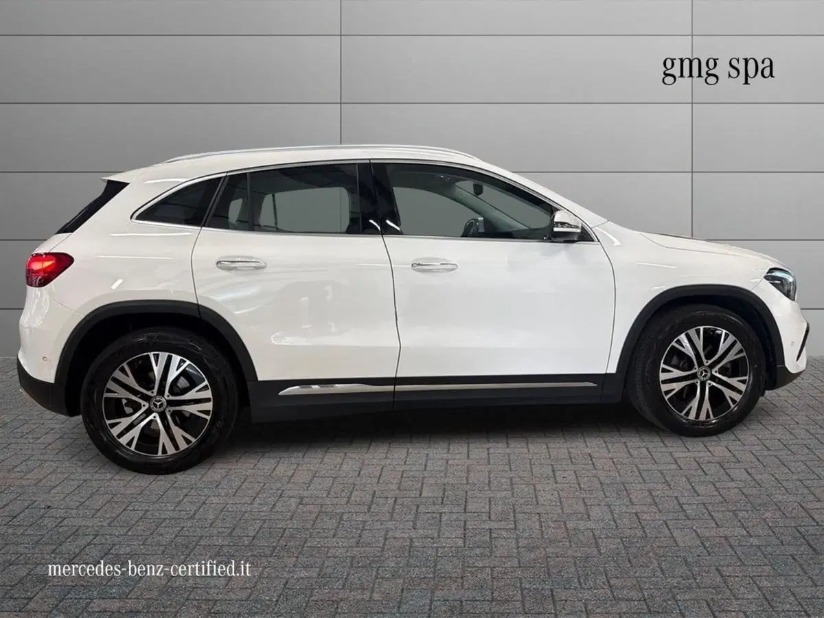 Mercedes-Benz GLA SUV usata a Prato (5)