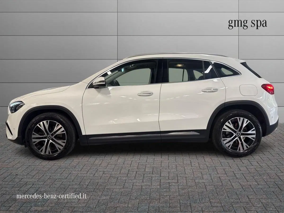 Mercedes-Benz GLA SUV usata a Prato (6)