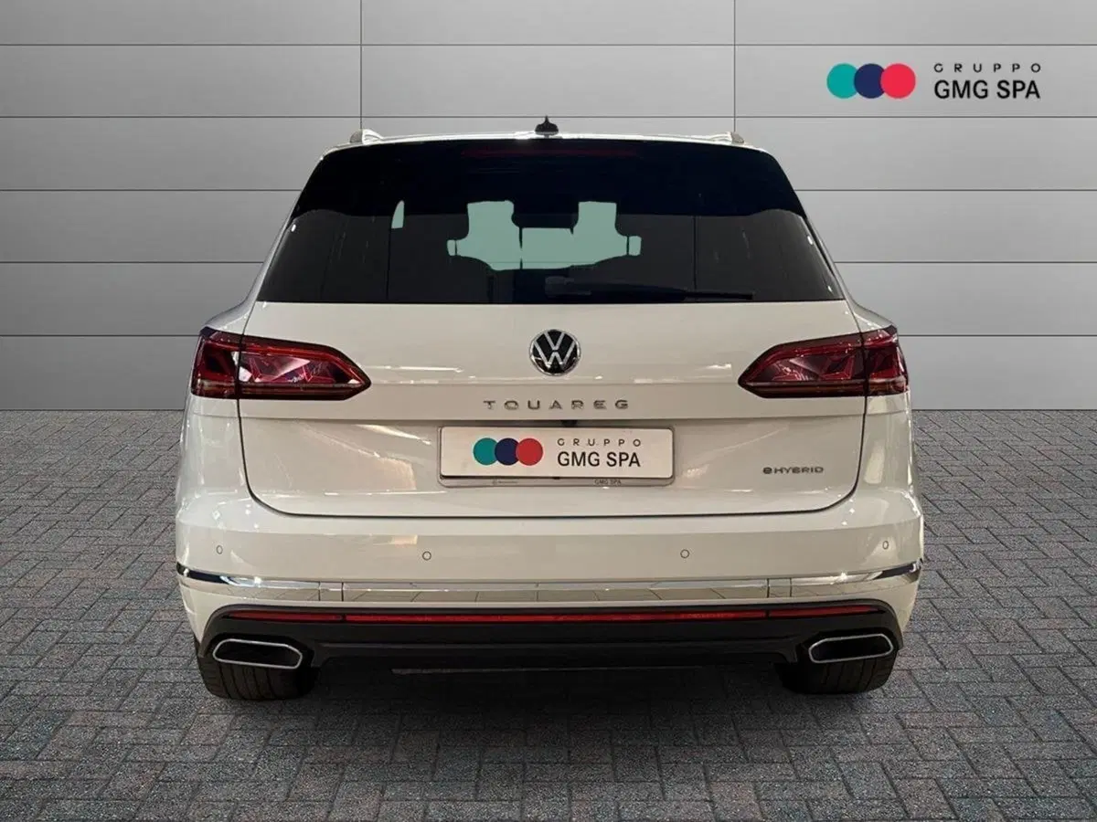 Volkswagen Touareg usata a Prato (4)