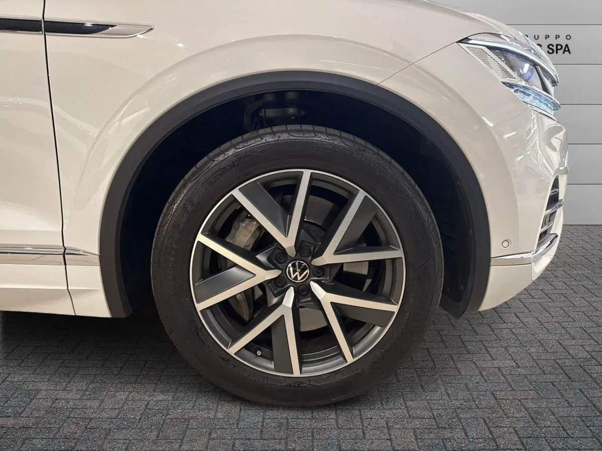 Volkswagen Touareg usata a Prato (6)